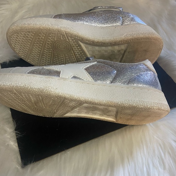 Niluber Sz 8.5 Low Top Star Grey/ Silver/ White Lace Up Women’s Sneakers - Picture 6 of 6